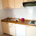 شقة Saric ماكارسكا