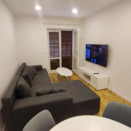 Saric Apartman Makarska