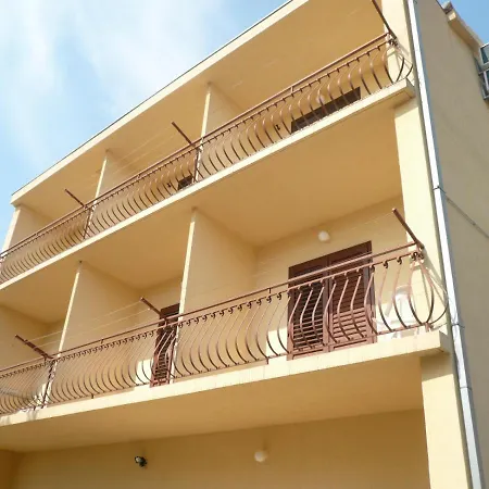 Διαμέρισμα Saric *